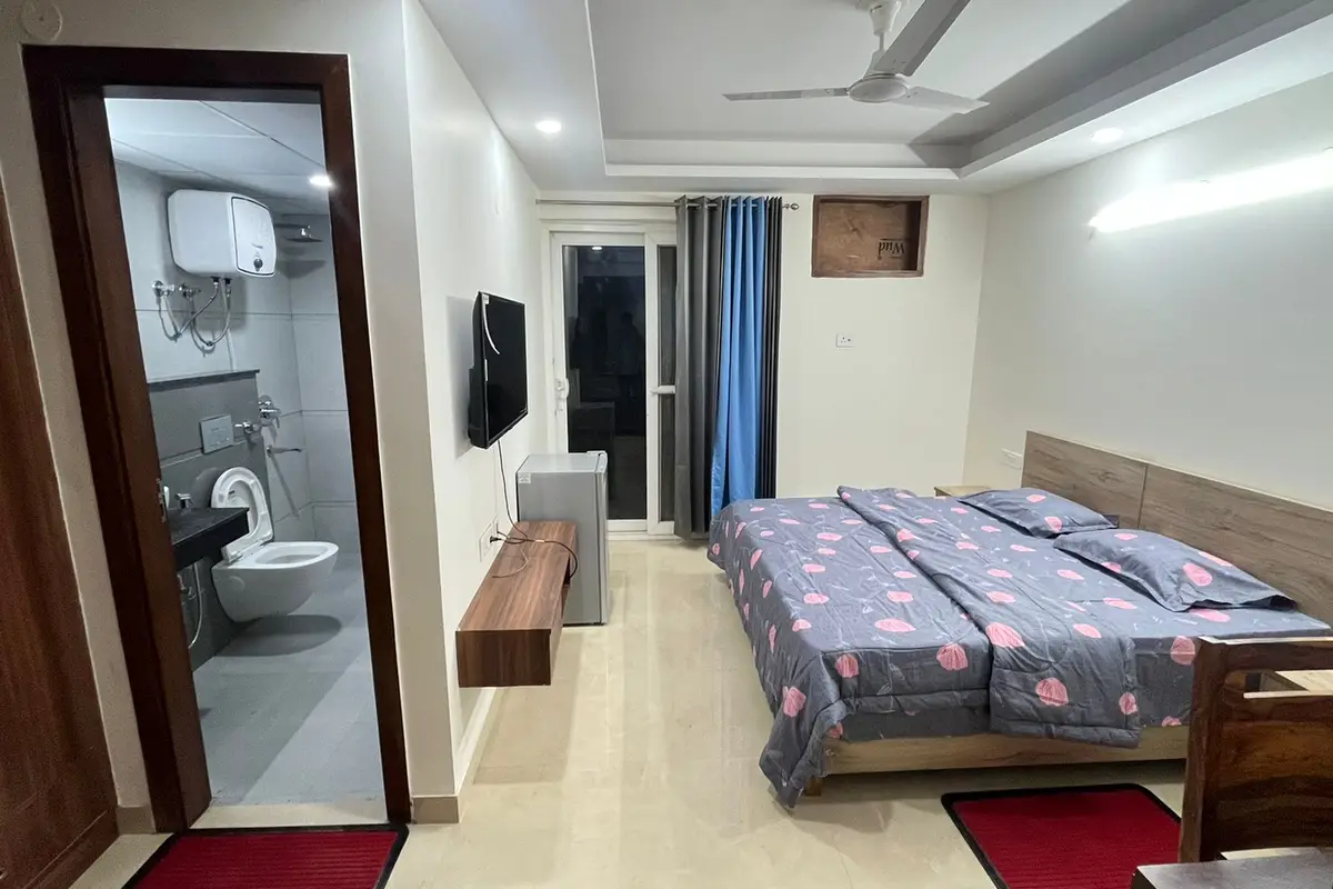 WhatsApp Image 2023-12-22 at 6.39.41 PM.jpeg