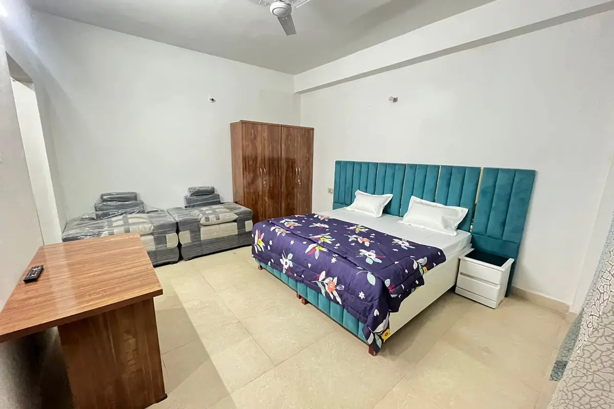 WhatsApp Image 2023-12-22 at 6.40.33 PM.jpeg