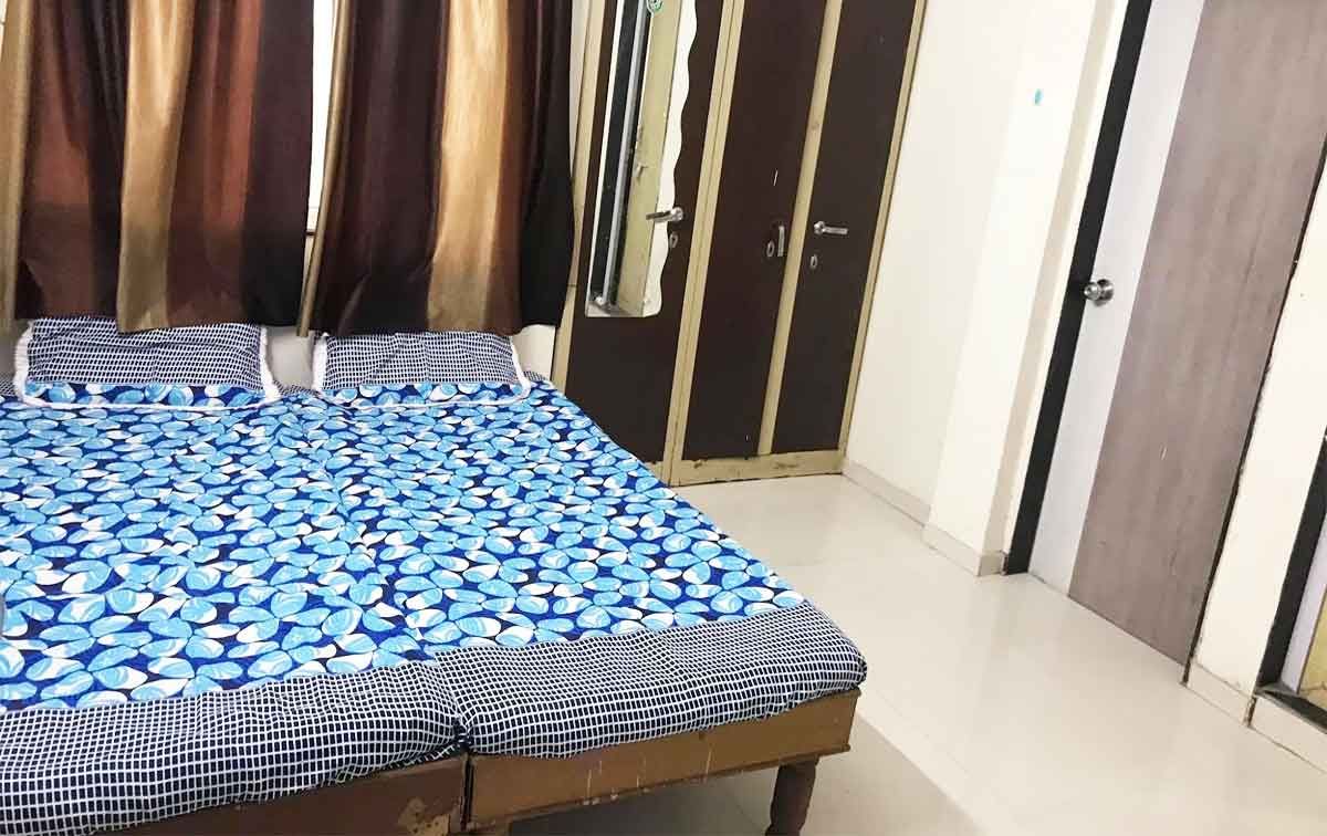 bedroom-1.jpg