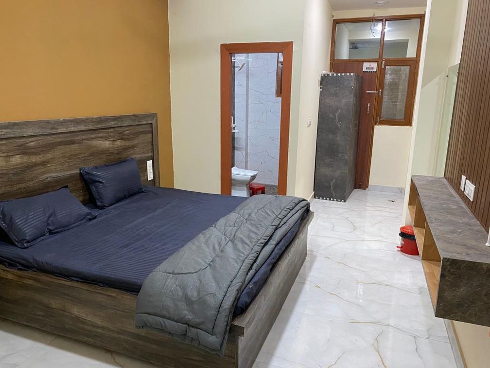 WhatsApp Image 2023-03-31 at 10.18.32 PM (3).jpeg