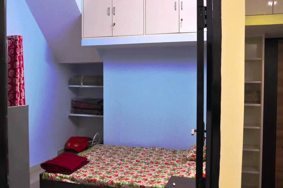 satguru-girls-pg-dwarka-delhi-paying-guest-accommodation-for-women-2mrq7xn.jpg