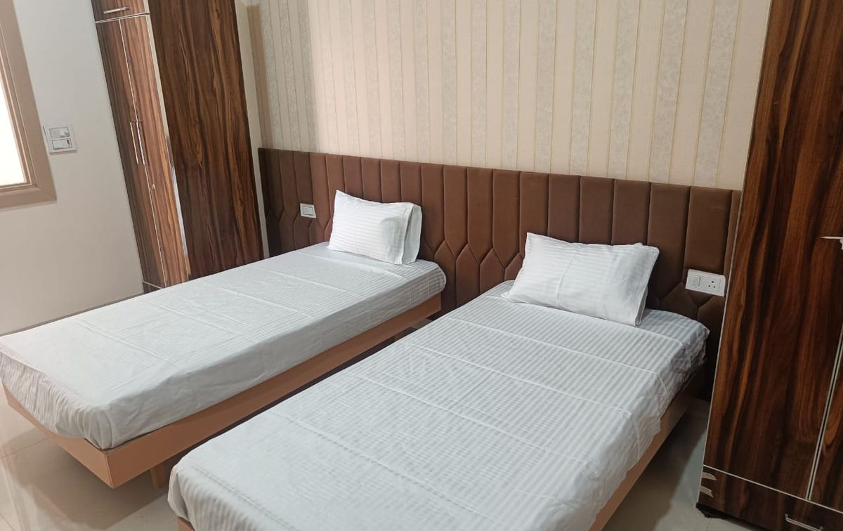 WhatsApp Image 2023-12-31 at 8.17.23 PM.jpeg