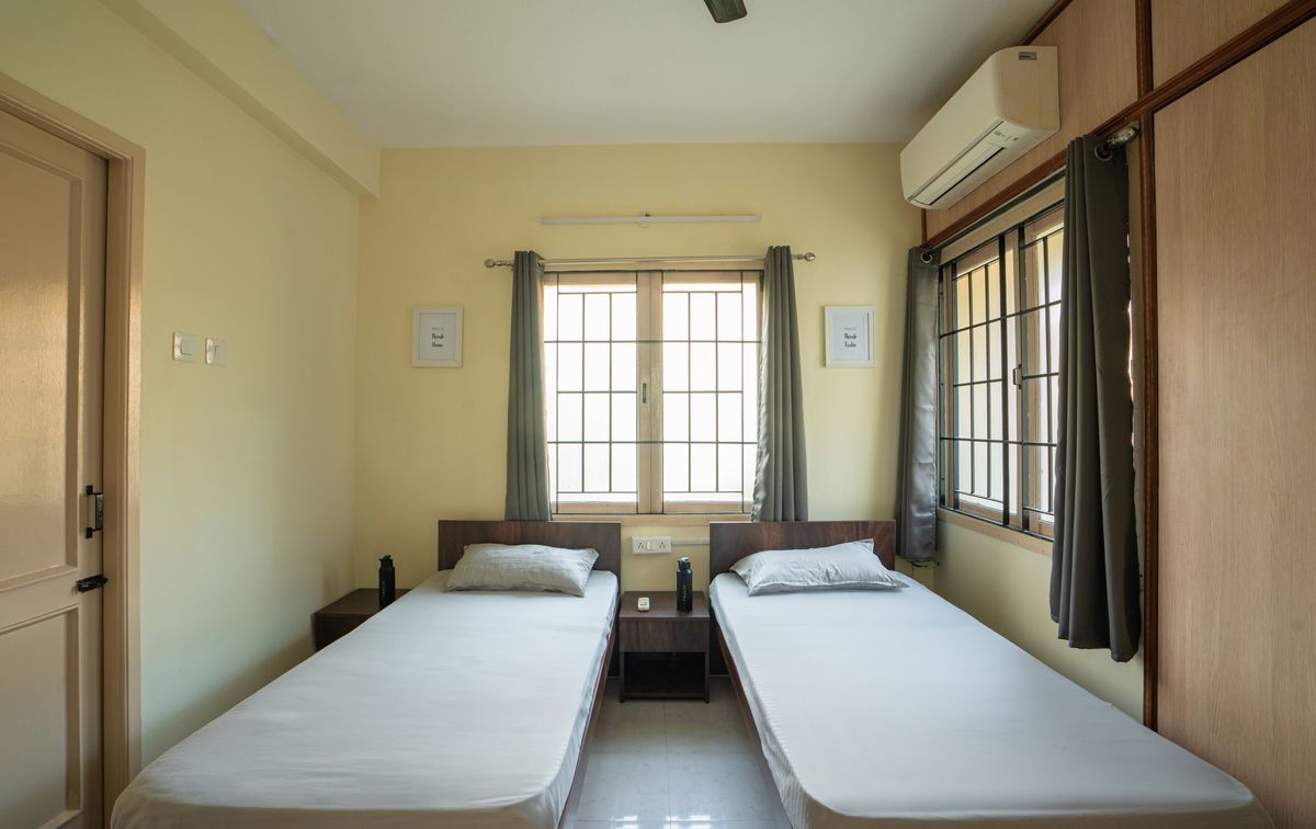 TrulivAura8004 copy 2.jpg