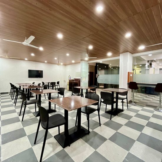 WhatsApp Image 2024-09-23 at 12.04.31 PM.jpeg