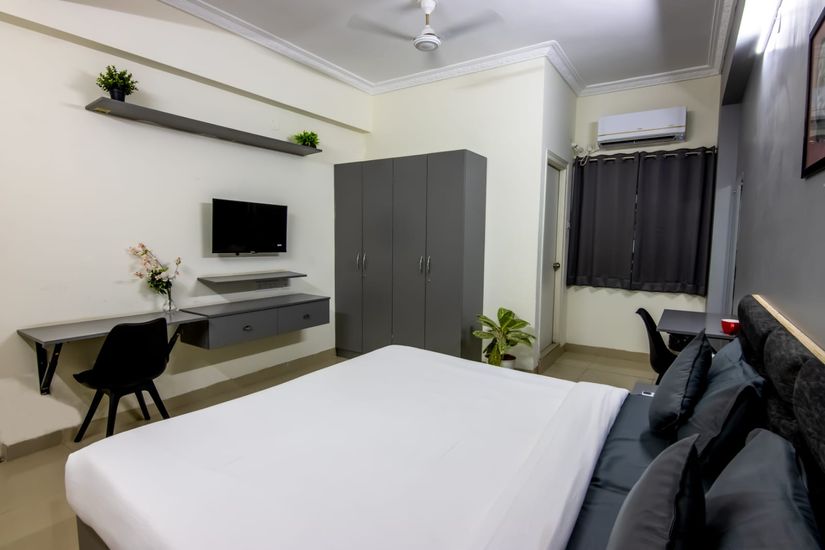 WhatsApp Image 2024-10-05 at 8.53.28 PM (1).jpeg