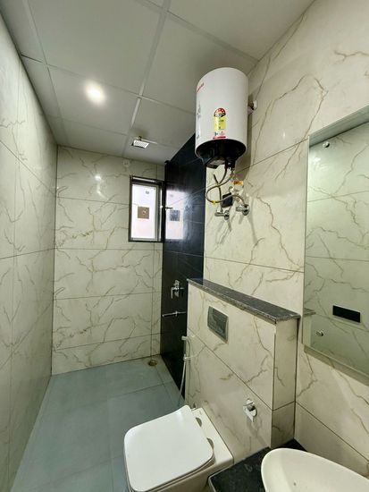 washroom 3.jpg