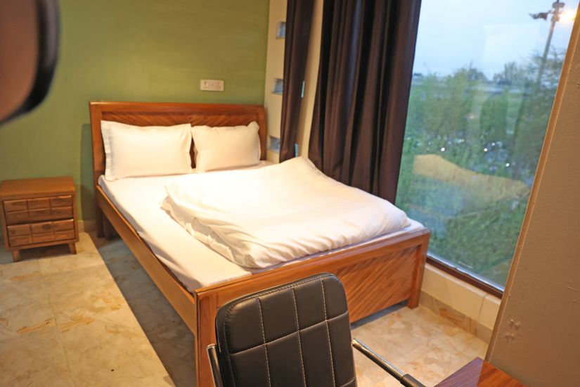 WhatsApp Image 2025-03-09 at 9.11.23 PM (1).jpeg