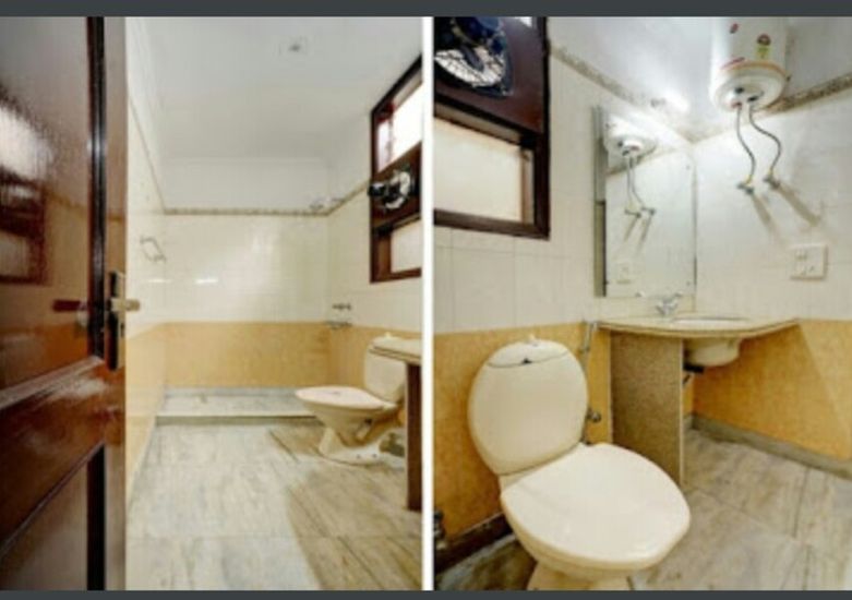 FF BATHROOM.jpg