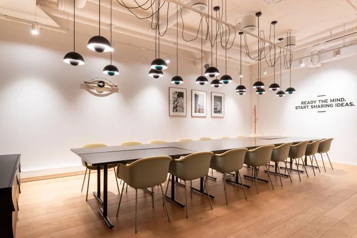 Spaces_Calmeyers_Gate_4988_Oslo_Norway_Large_Meeting_Room.webp