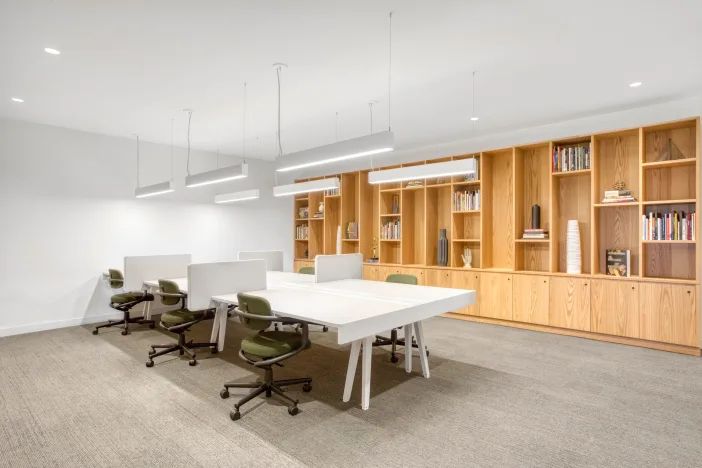 Spaces_Spaces_Lincoln_Road-Center_5141_MiamiBeach_USA_Coworking_-_1111_Lincoln_Road.webp
