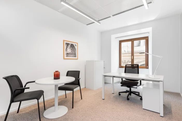 Regus_Roma_Italy_SanSilvestro_6483.NEF_1 (1).webp