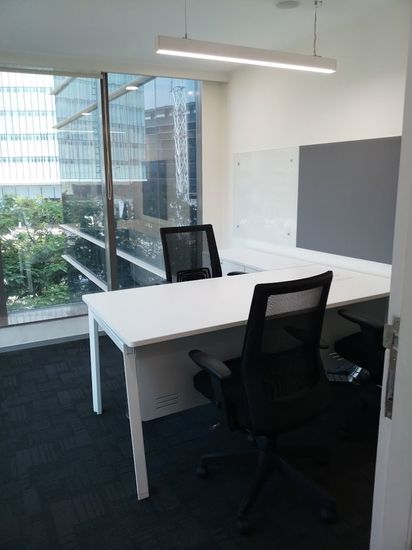 suite_s14_4th_floor__VHgMd.jpg
