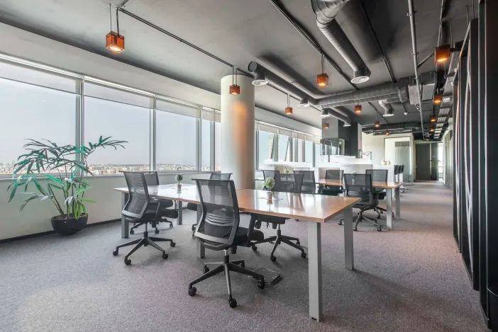 Regus_CasablancaDarelBeida_3594_Morocco_Marina_Coworking.webp