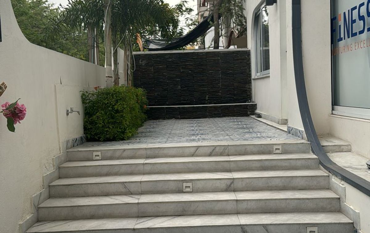 WhatsApp Image 2024-05-03 at 3.52.38 PM.jpeg