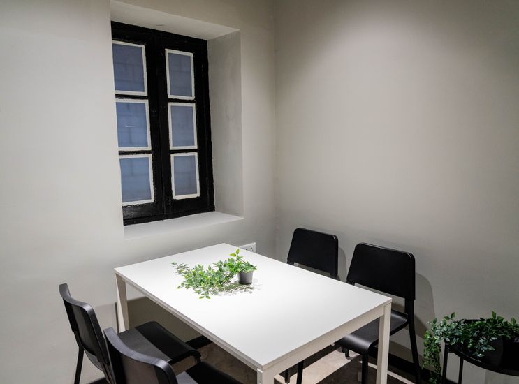 Meeting room.png